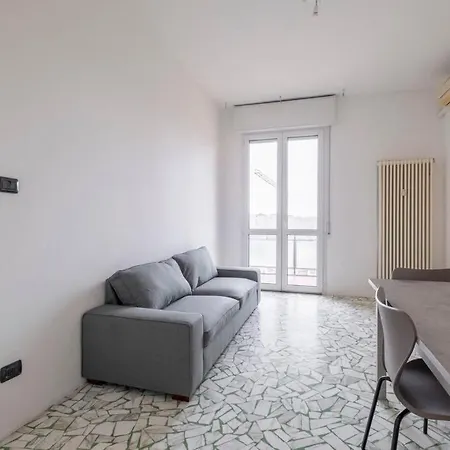 Apartment Casa Ermete Moderno Loft In Fiera Bologna